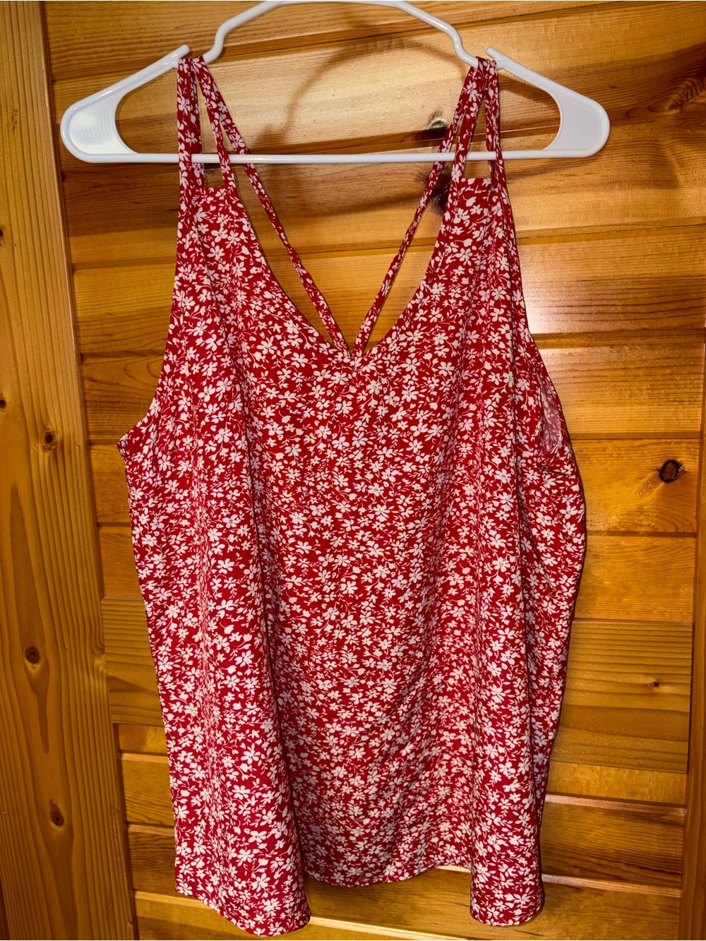 SHEIN Red and White Floral V-Neck Spaghetti Strap Tank
